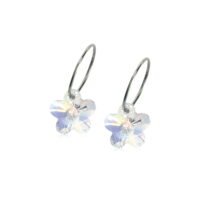 Elegant crystal flower earrings featuring silver hooks, designed for a sparkling look. Ideal for various occasions and outfits.